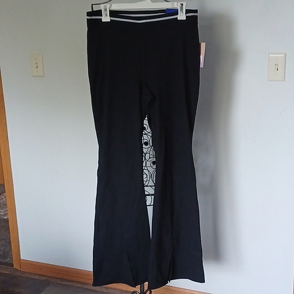 NWT JoyLab set: high-rise wide leg legging + long sleeve TEE - Picture 6 of 13